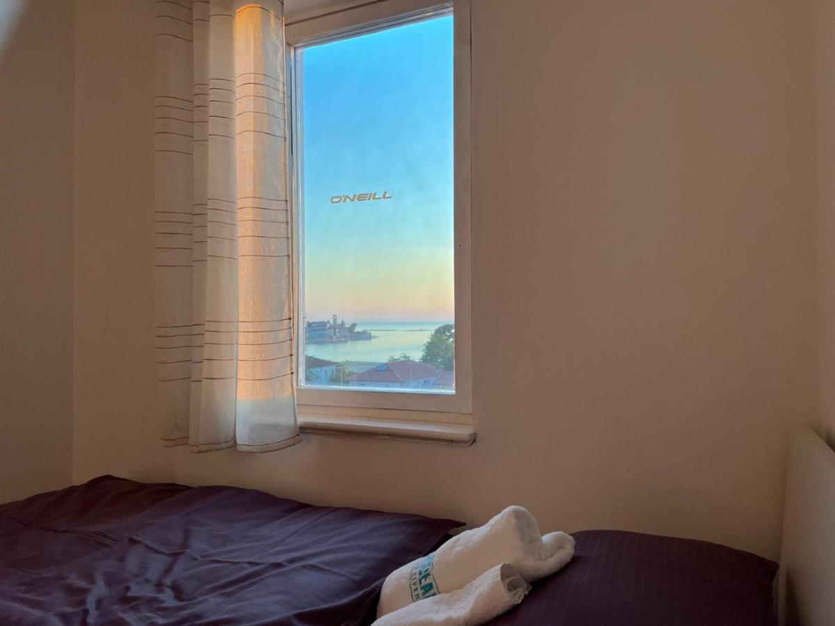 Sea View Apartment Пореч Екстер'єр фото